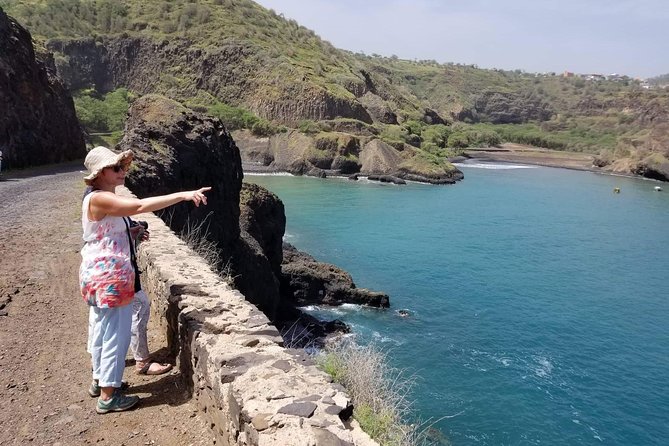 Airport to Tarrafal - Serra Malagueta adds a scenic second stop