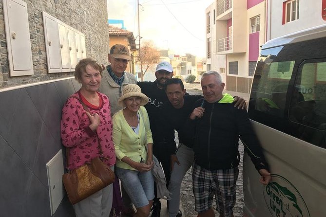 Airport Transfer Cesária Évora Int (VXE) to Mindelo or Vise Versa - Mindelo drop-off, hotel pickup, and port connections
