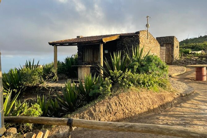 Beaches, Villages and Monte Verde, São Vicente Excludes City - Baía das Gatas is the best chance to get in the water