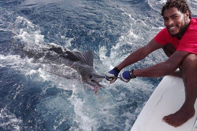Big game fishing trips Boa Vista - A 7-meter boat built for the open sea