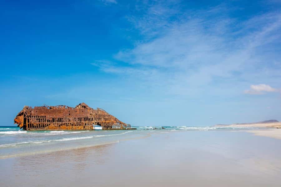 Boa Vista Full Day 4x4 Island Tour with Beachfront Lunch - Povoaçao Velha and a glimpse of island life