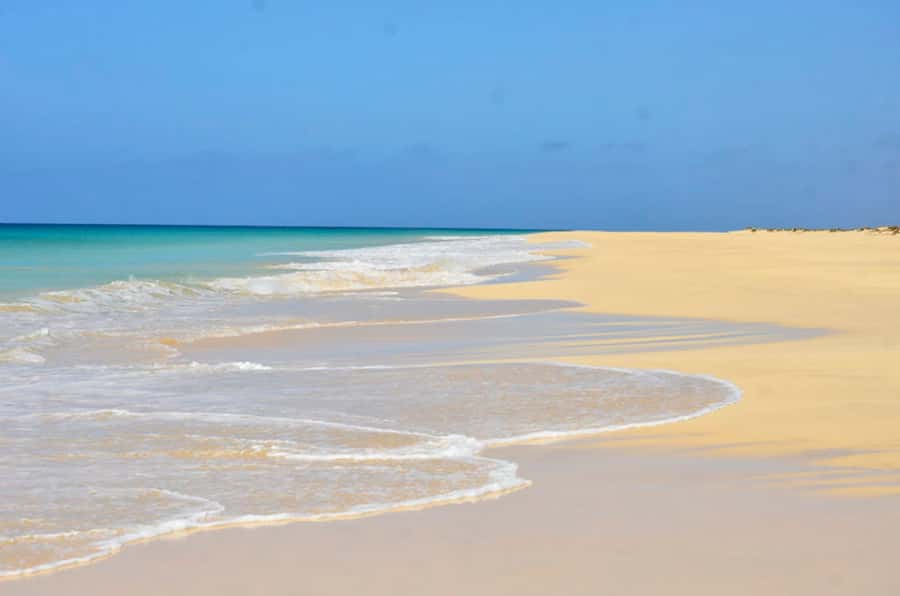 Boa Vista Island: Guided Santa Monica Beach & Caves Tour - Varandinha caves add a little adventure