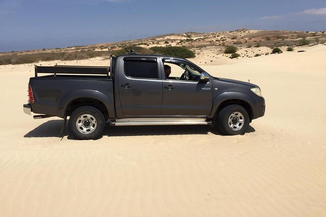 Boa Vista Island: Half-day Tour + Santa Monica Beach by 4x4 - Santa Monica Beach: one hour on 22 kilometers of sand