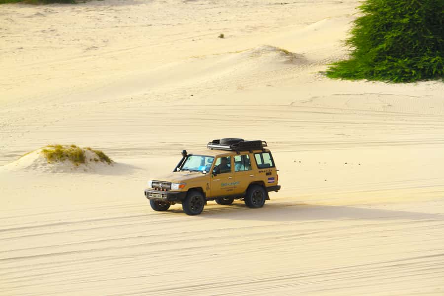 Boa Vista Jeep Expedition: Santa Monica & Desert (4-Hour) - Crossing Morro de Areia by 4x4