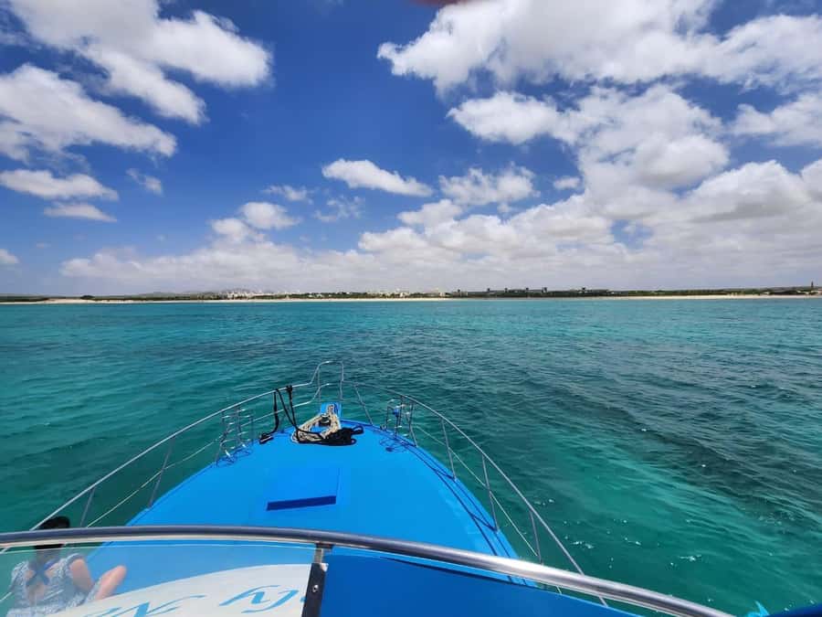 Boa Vista: Motoryacht Trip with Fishing, Snorkel, Beach BBQ - Practical details before you go