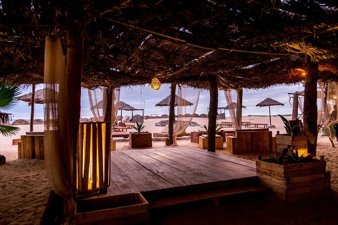 Boa Vista Sunset Dinner with Live Music - Buffet dinner with grilled food and fresh fish