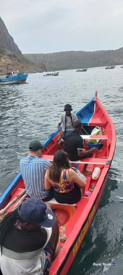 Boat Trip to Aguas Belas Cave+Barbecue - Entering Aguas Belas Cave and swimming inside