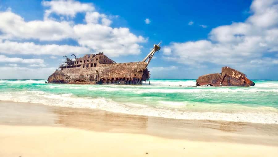 Boavista: Rabil, Shipwreck, City, Snacks & Drinks - 4x4 Tour - Rabil pottery and the value of a small workshop