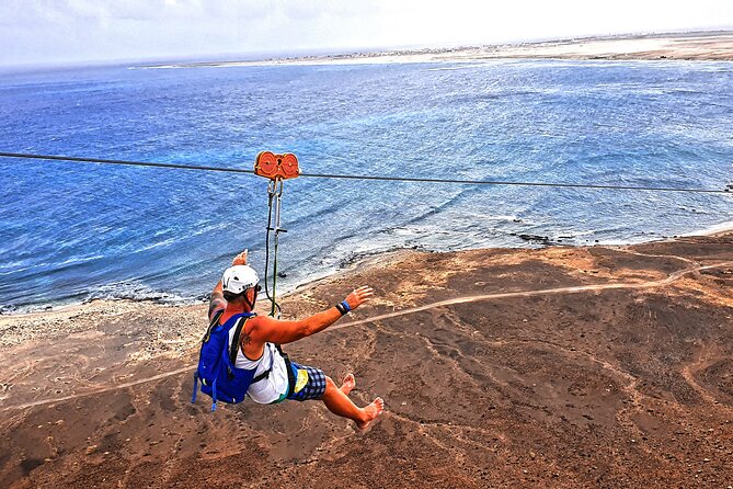 Complete Excursion and Flight on the Zipline Cabo Verde - The zipline flight over Sal
