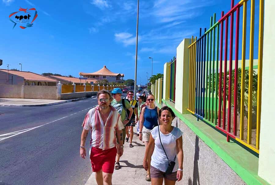 Espargos: Guided Sal Island City Tour - Reading Espargos through its streets