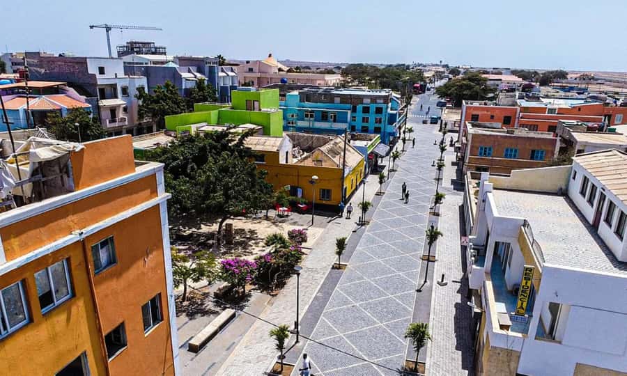 Espargos: Guided Sal Island City Tour - Starting with pickup and a flexible route