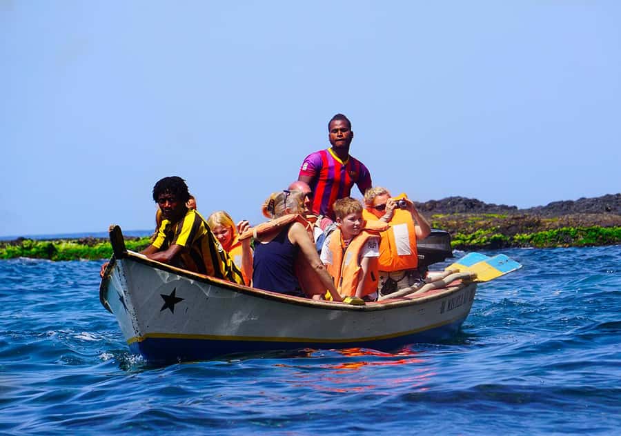 From Praia: Boat Trip, Snorkeling, Cave & BBQ on the Beach - What the seven-hour schedule feels like