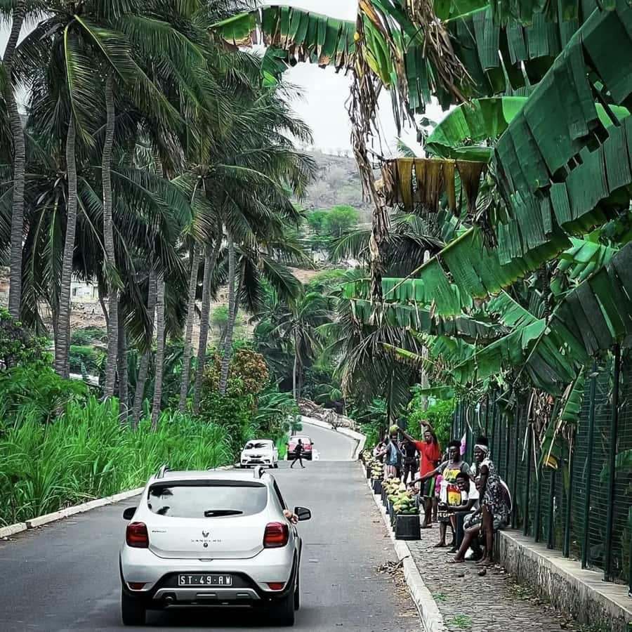 From Praia: Explore the island with local Tour guide - Assomada Market puts everyday island life first