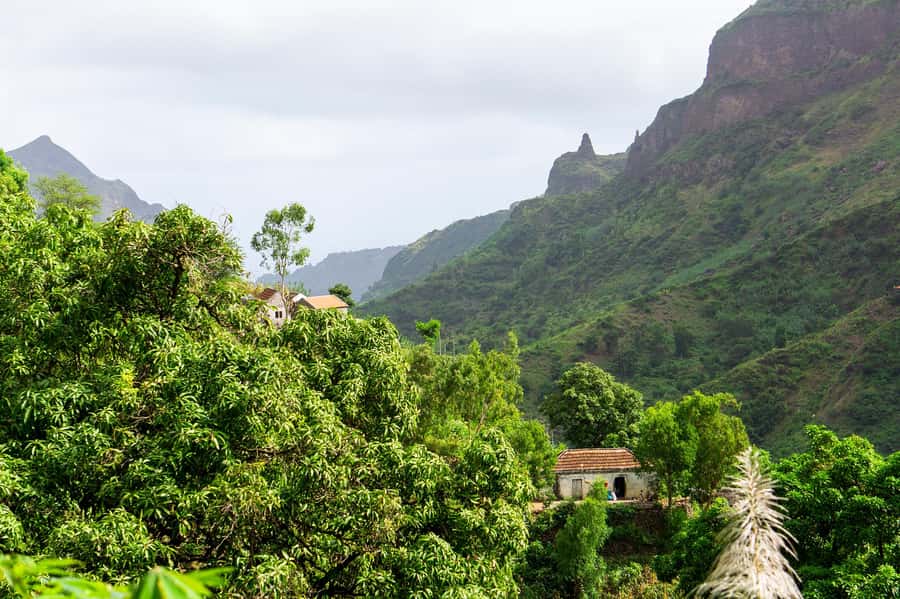 From Tarrafal: Serra to Principal Hike & Lunch with locals - Starting in Tarrafal and climbing toward Serra Malagueta