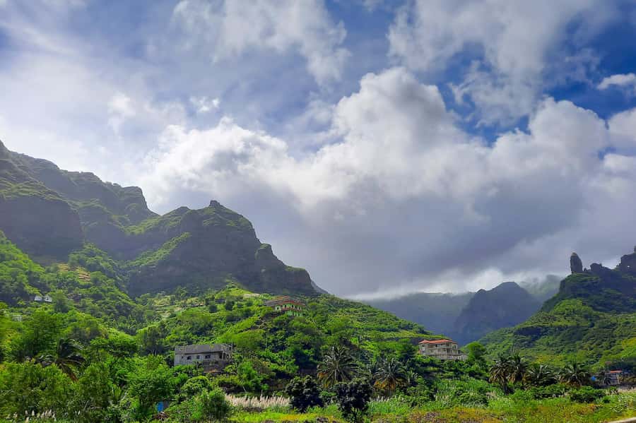 From Tarrafal: Serra to Principal Hike & Lunch with locals - What to bring for a safer, better hike