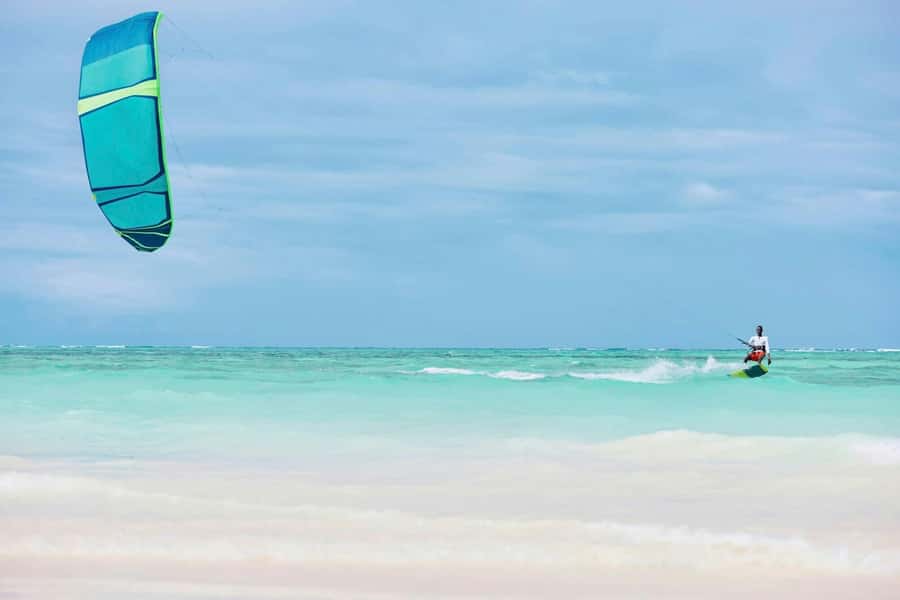 Full Day Postcards of Sal Tour with Kite Beach and Lunch - Floating at Pedra de Lume’s salt crater