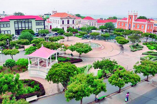 Guided city Tour Praia, Highlights tour - Igreja Nossa Senhora da Graça and Cape Verdean faith