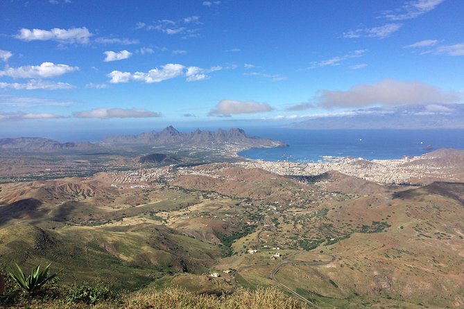 Hike Monte Verde, Natural Park, São Vicente, 3h +/- (roundtrip) - The climb toward 774 meters