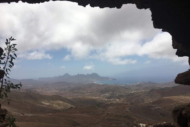 Hike Monte Verde, Natural Park, São Vicente, 3h +/- (roundtrip) - Is $70.47 a fair price?