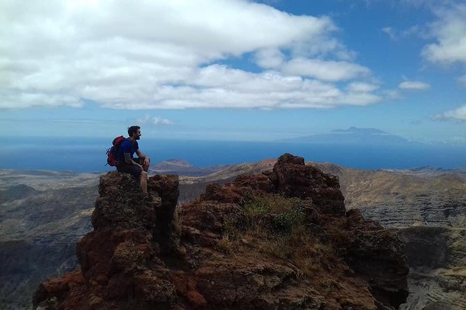 Hiking Pico de Antónia – Summit Adventure & Scenic Views - Who will enjoy this Santiago excursion most?