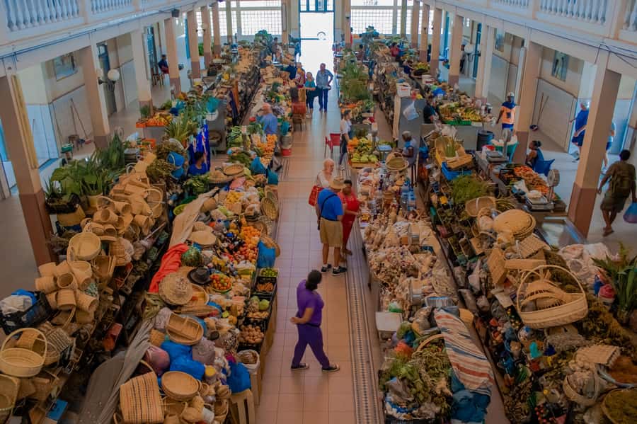Mindelo: City Tour with Hotel Pickup and Drop-Off - Should you book the Mindelo city tour?