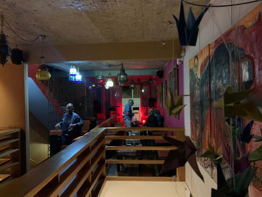 Mindelo Cultural: city tour "Mindelo by Night" - The oldest bar and the musical restaurant
