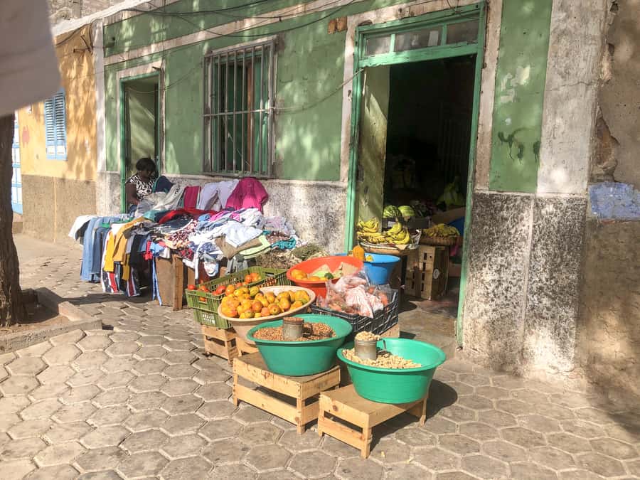 Mindelo: Private Walking Tour with Local Food Tasting - Torre de Belém and the harbor connection