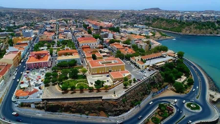 Praia & Cidade Velha: Guided City Tour - Key points to know before you book