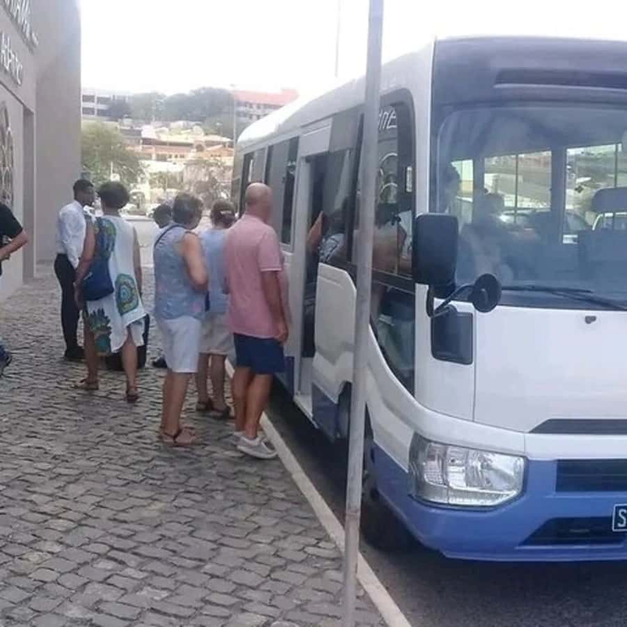 Praia & Cidade Velha: Guided City Tour - Walking Banana Street