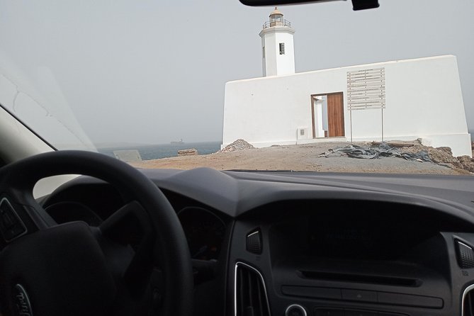 Praia city to the airport. - Safety, comfort, and practical limits