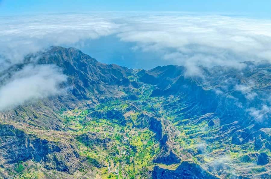 Praia: Day trip by minibus for cruise passengers - The east coast, fishing villages, and roadside views