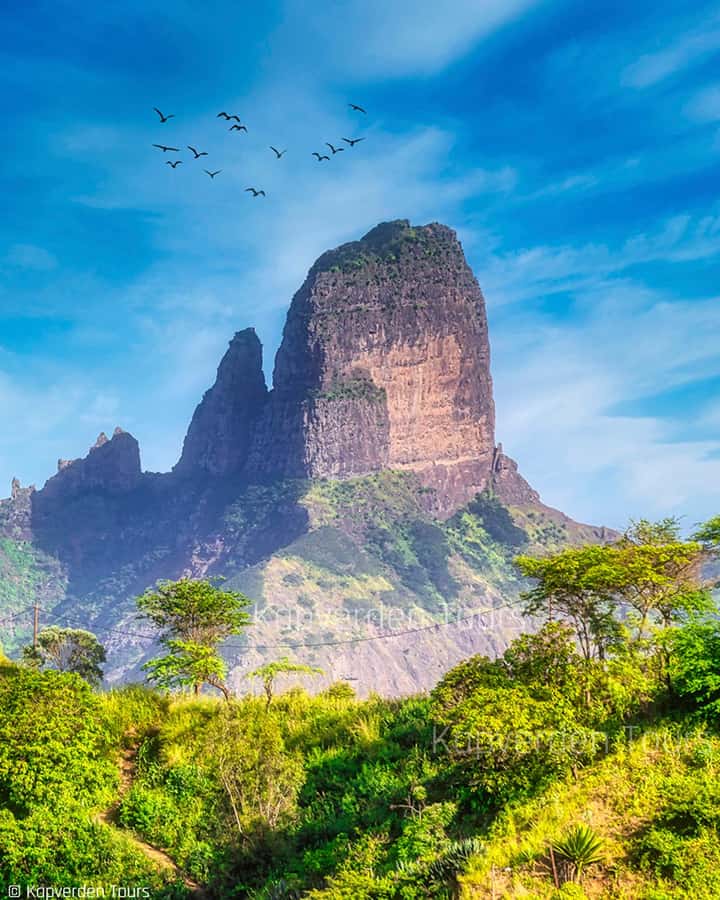 Private Hike through mountains and distant rural villages - The guides shape the day