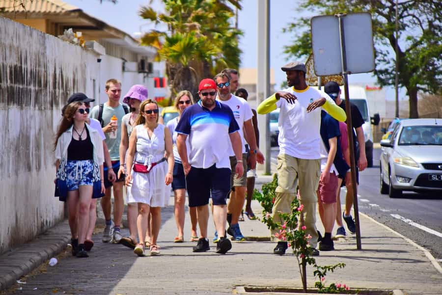 Sal: Espargos City Tour, Local Life, and Cape Verde Tapas - Walking Espargos through murals and daily streets
