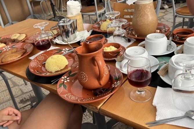 Sal island: Private Santa Maria City Tour, Street Art and Tapas - Cape Verdean snacks with a personal touch