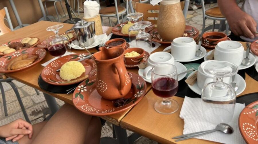 Sal island: Santa Maria city tour, street art and tapas - Practical advice before you go