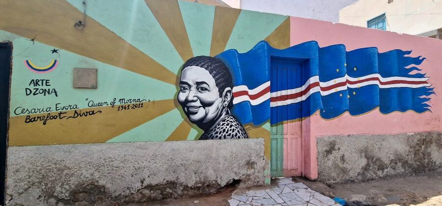 Sal island: Santa Maria city tour, street art and tapas - Tasting Cape Verde at a local restaurant