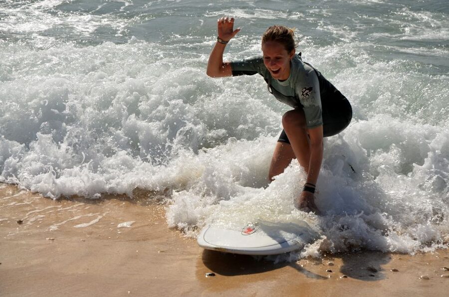 Sal: Surf Lesson - Who should book this lesson?
