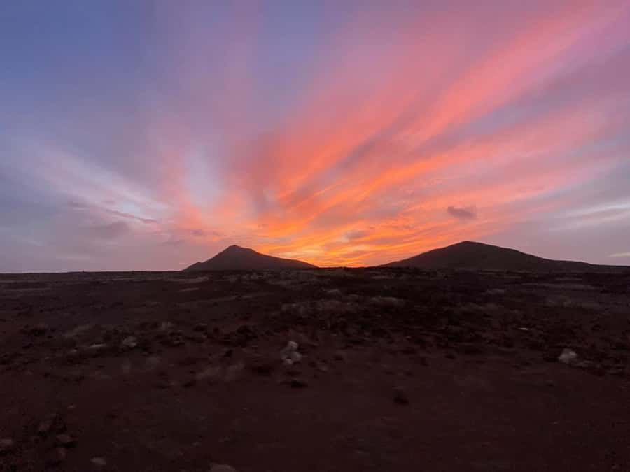 Santa Maria: Guided Coastal Hike & Monte Leão Sunset - Guide quality and the feel of the outing