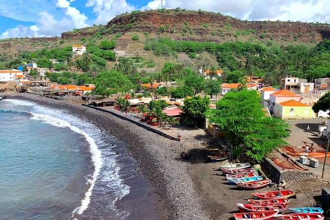 Santiago Island: 4-Hour Calabaceira Valley Hike & Guided Tour to Cidade Velha - São Filipe Fortress and the best view over Cidade Velha