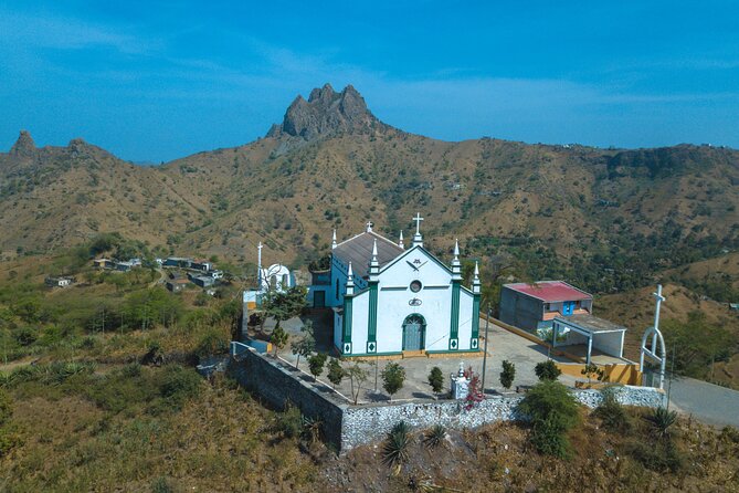 Santiago Island Experience - Orgãos, Picos, and the mountain road