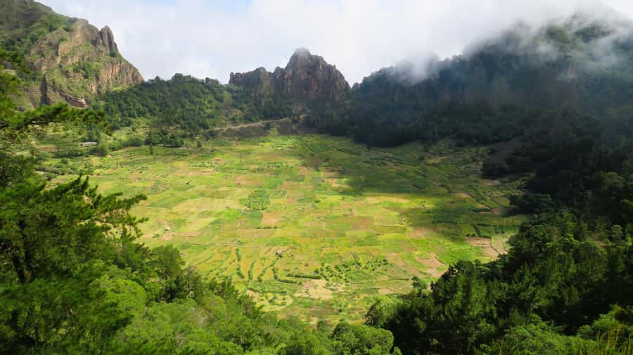 Santo Antão: Full Day Island Tour & Visit to Cova de Paúl - Delgadin’s rock towers above Ribeira da Torre