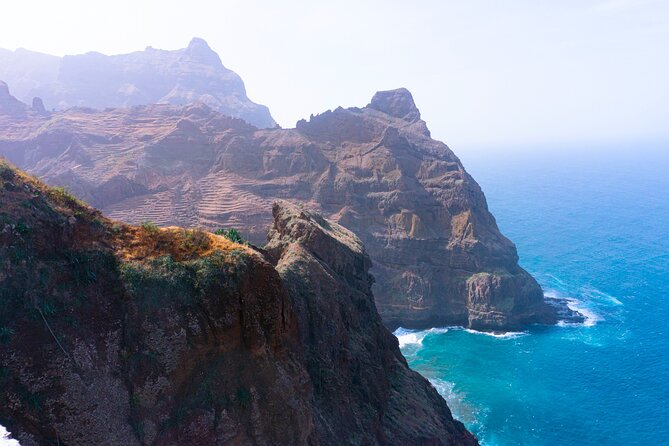 Santo Antão: Hike Ponta do Sol - Fontainhas - Cruzinha - Starting beside the fishing harbor in Ponta do Sol