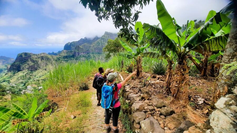 Santo Antão: Hiking Cova Volcano Crater to Ribeira Paúl - Weather, safety, and what to pack