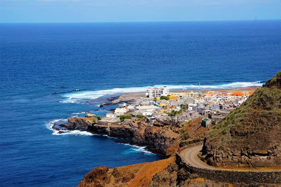 Santo Antão: Ponta do Sol & Fontainhas Guided Trip with Hike - From Fontainhas to Aranhas, the walking gets serious