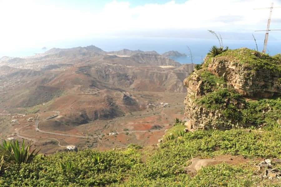 São Vicente: Highligts tour for cruise ship travelers - What the vehicle and group can mean