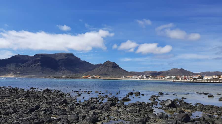 São Vicente: Markets, Beaches and Natural Park Tour - Guide quality and the value of local explanation