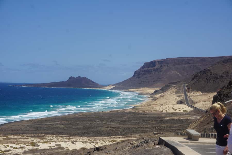 São Vicente: Private Highlights Tour from Mindelo Port - Mindelo’s squares, church, and market