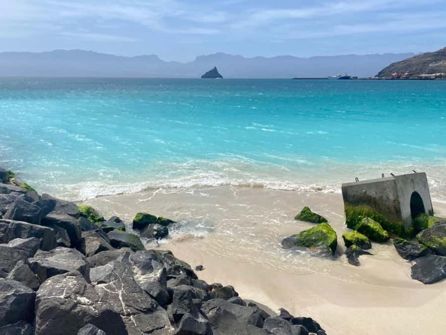 São Vicente: Snorkel with Sea Turtles Adventure - A realistic family outing