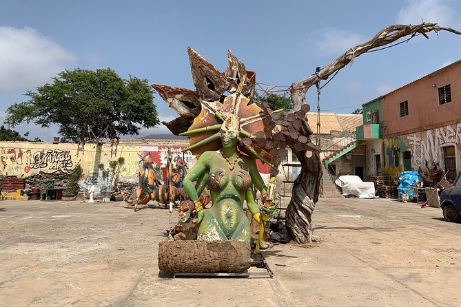 Walking tour with traditional music in Mindelo - Why music changes the way you see Mindelo